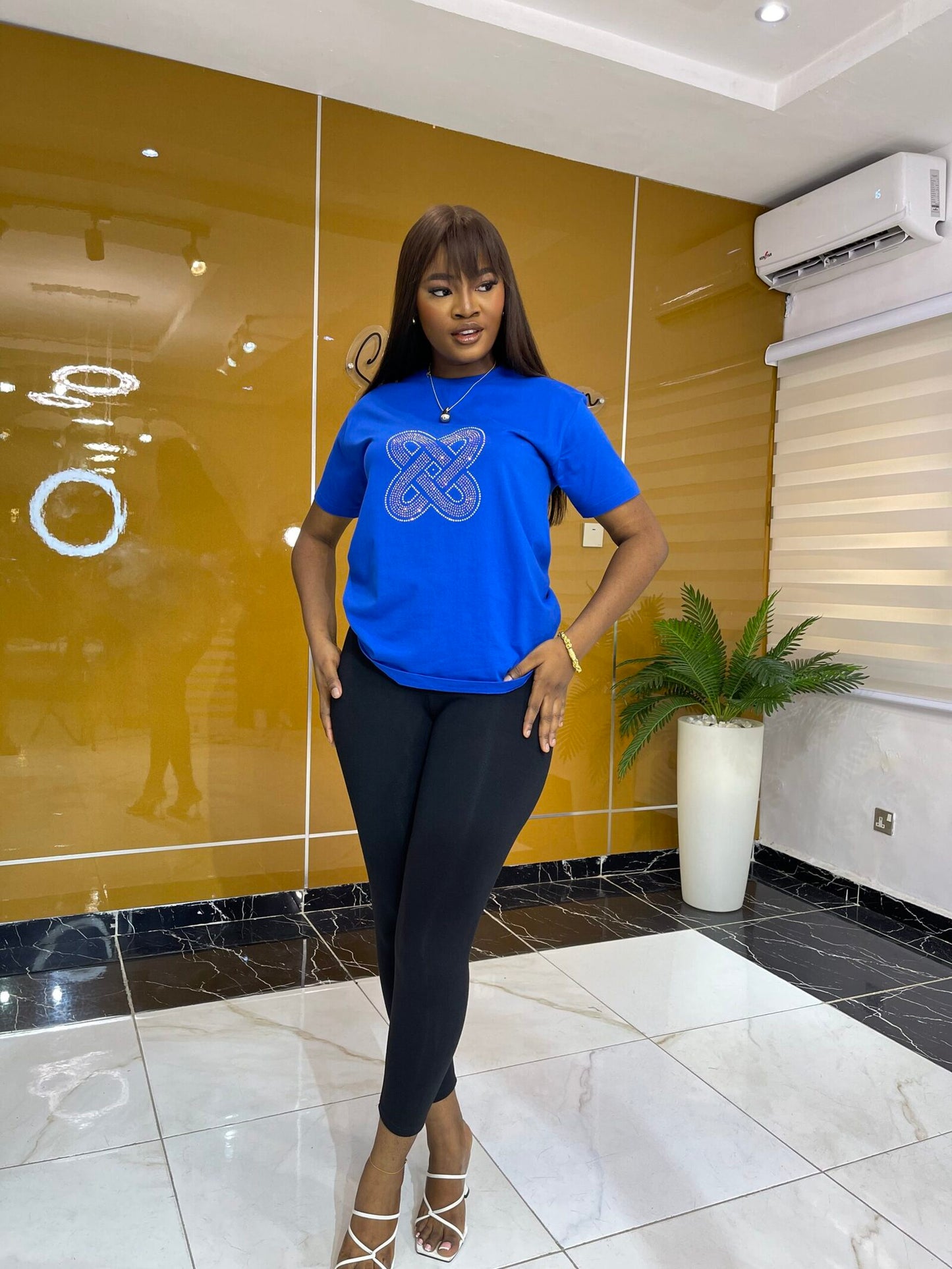 16AE6EAD-0D8A-43B7-AC50-DF964C5C12D1