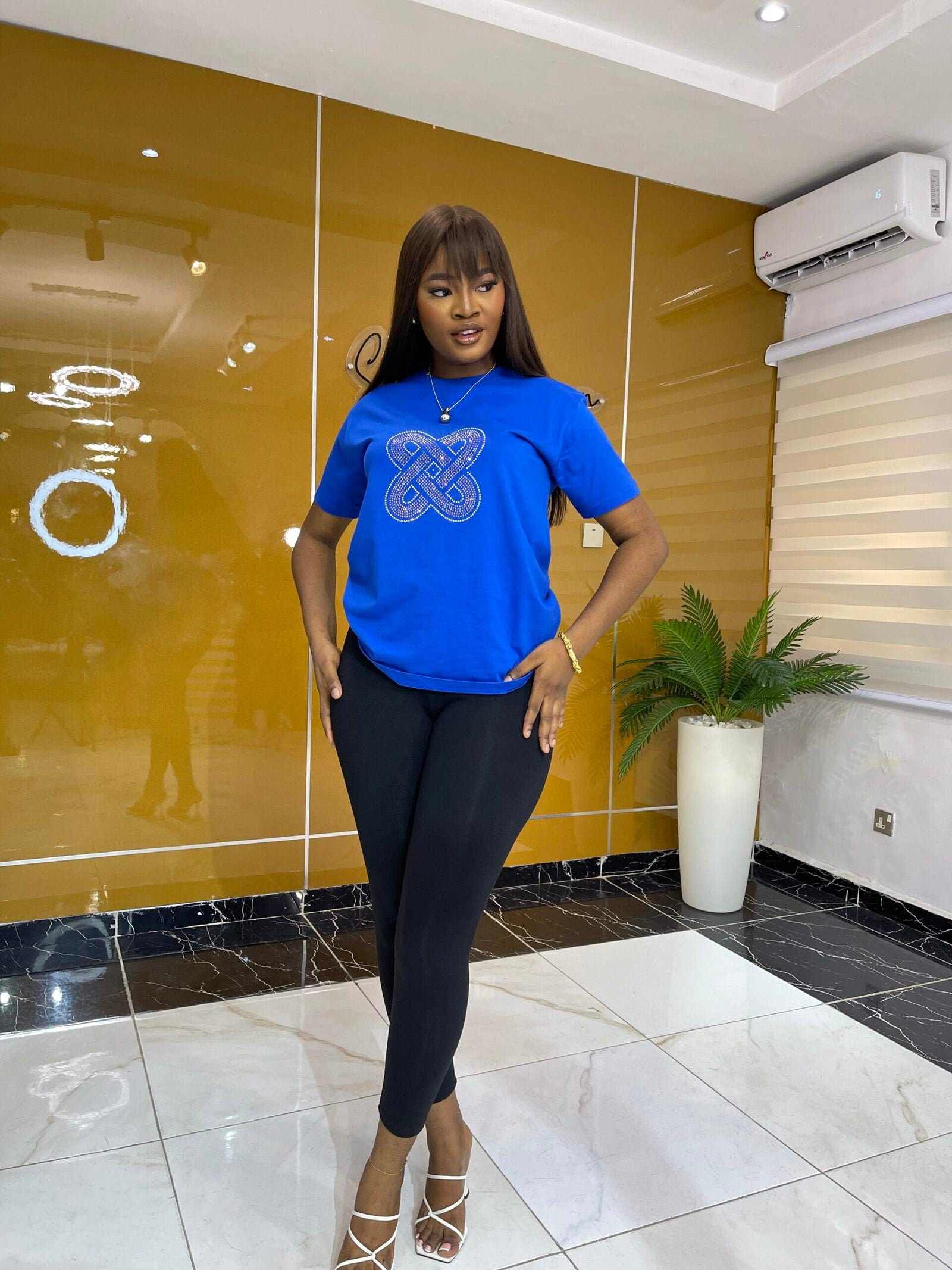 16AE6EAD-0D8A-43B7-AC50-DF964C5C12D1